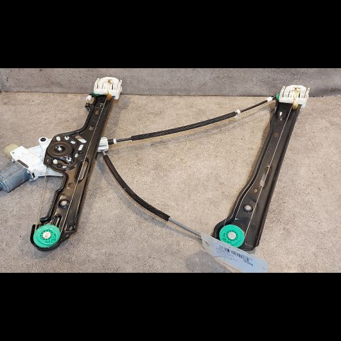 Mecanisme+moteur leve-glace avg occasion B.M.W. SERIE 1 I Phase 1 01-2007->07-2011 118d 143ch 51337138465 2