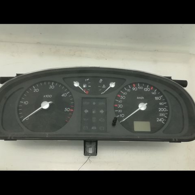 Compteur occasion RENAULT LAGUNA II Phase 1 11-2000->03-2005 1.9 DCI 120ch 8200291334 1