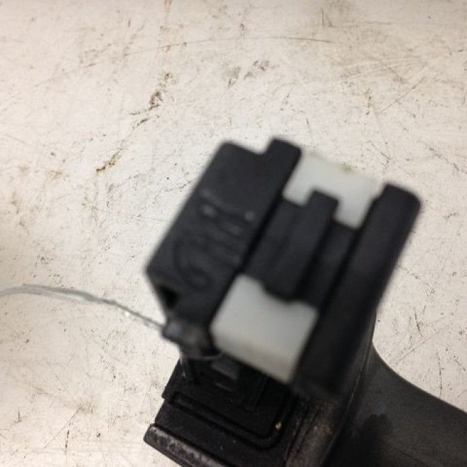 Poignee ext porte avg occasion KIA CEE D II Phase 1 09-2012->... 826511H010 3