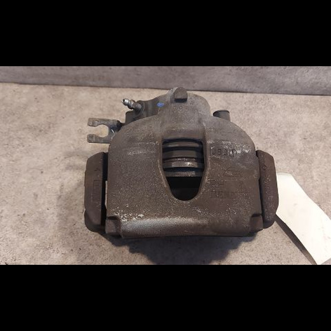 Etrier de frein avant droit occasion RENAULT ESPACE IV Phase 1 09-2002->03-2006 2.2 DCI 150ch 7701049763 1