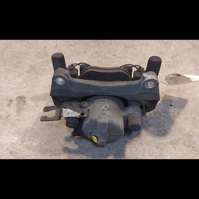 Etrier de frein avant droit occasion RENAULT ESPACE IV Phase 1 09-2002->03-2006 2.2 DCI 150ch 7701049763 2