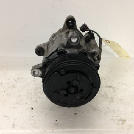 Compresseur air conditionne occasion VOLKSWAGEN POLO III Phase 1 10-1994->11-1999 1.4 6N0820803A