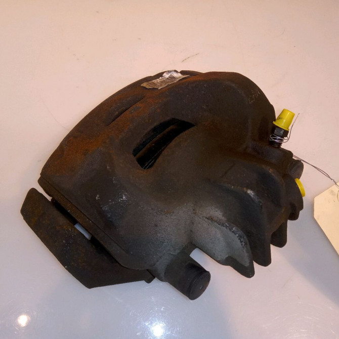 Etrier de frein avant droit occasion CITROEN C4 GRAND PICASSO I Phase 1 10-2006->09-2013 1.6 HDI 110ch 4400T5 1