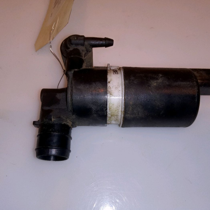 Pompe lave-glace avant occasion RENAULT SCENIC III 1