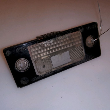 Eclaireur plaque de police g occasion VOLKSWAGEN TIGUAN I Phase 1 11-2007->04-2011