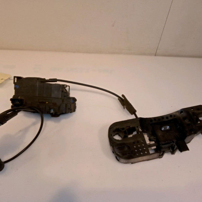 Serrure porte avd occasion RENAULT SCENIC III 2