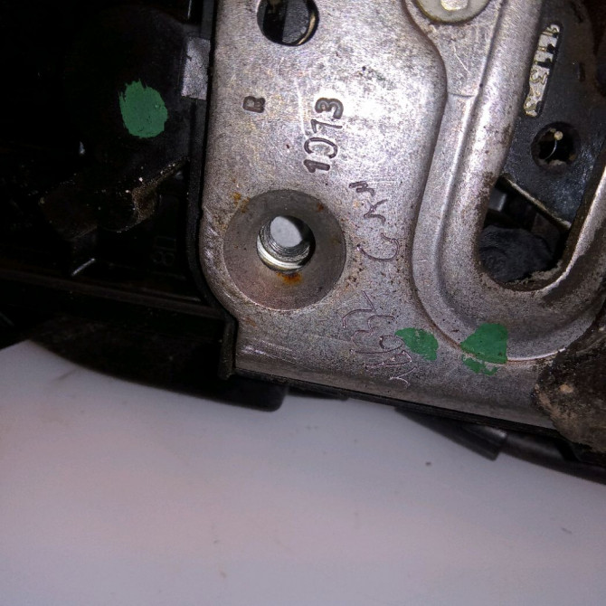 Serrure porte avd occasion RENAULT SCENIC III 3