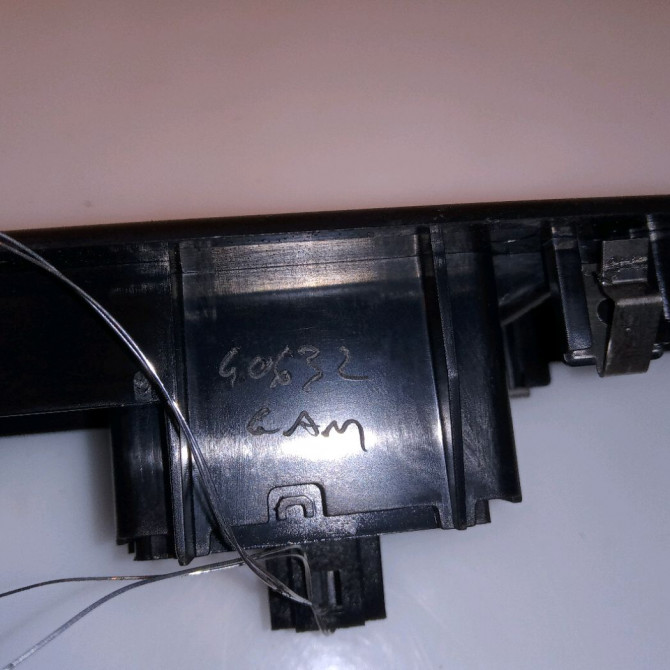 Commande lève-glace porte avant droite occasion RENAULT SCENIC III 3