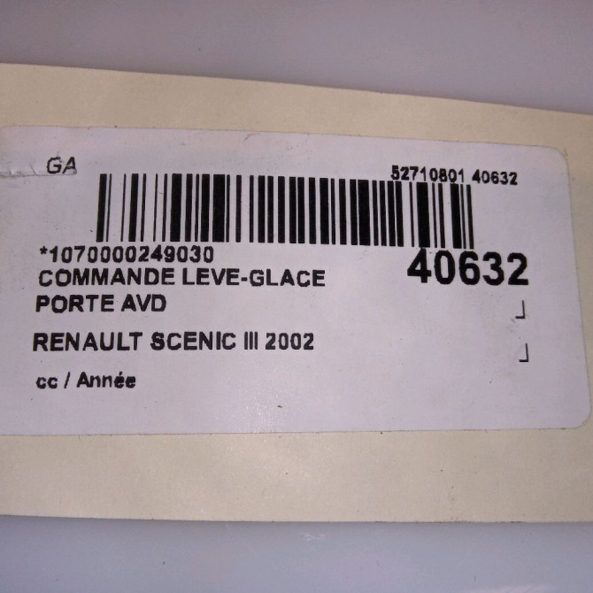 Commande lève-glace porte avant droite occasion RENAULT SCENIC III 4