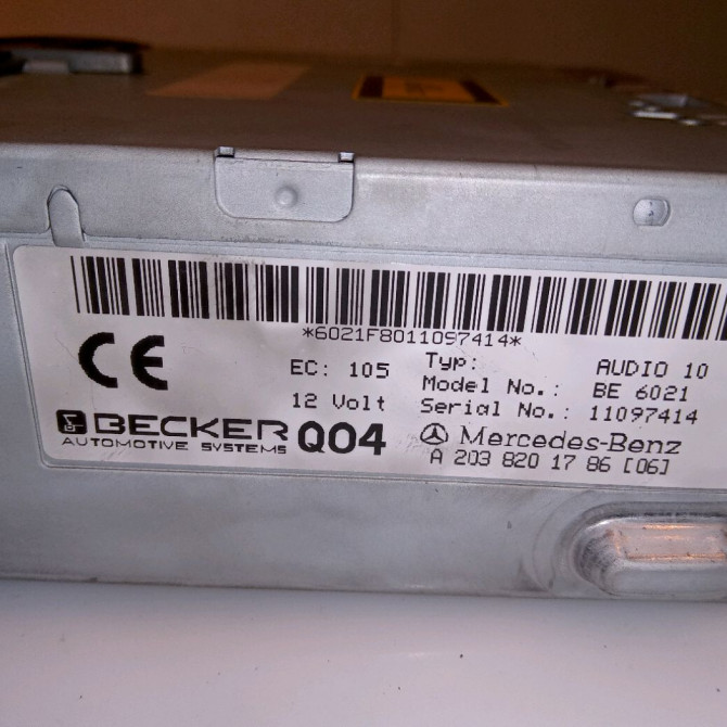 Autoradio occasion MERCEDES CLASSE C II Phase 1 05-2000->03-2004 C 220 CDI 2038201786 3