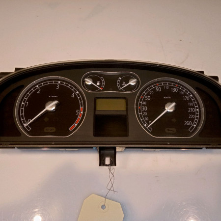 Compteur occasion RENAULT LAGUNA II Phase 2 ESTATE 03-2005->09-2007 8200291334
