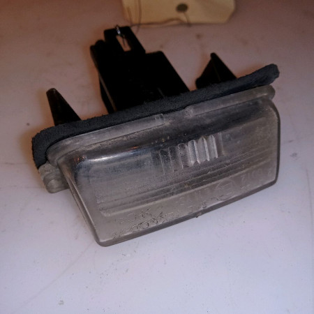 Eclaireur plaque de police g occasion TOYOTA YARIS III YARIS III Phase 1 2011-03-01->2015-04-30 1.5 100ch 812700D120