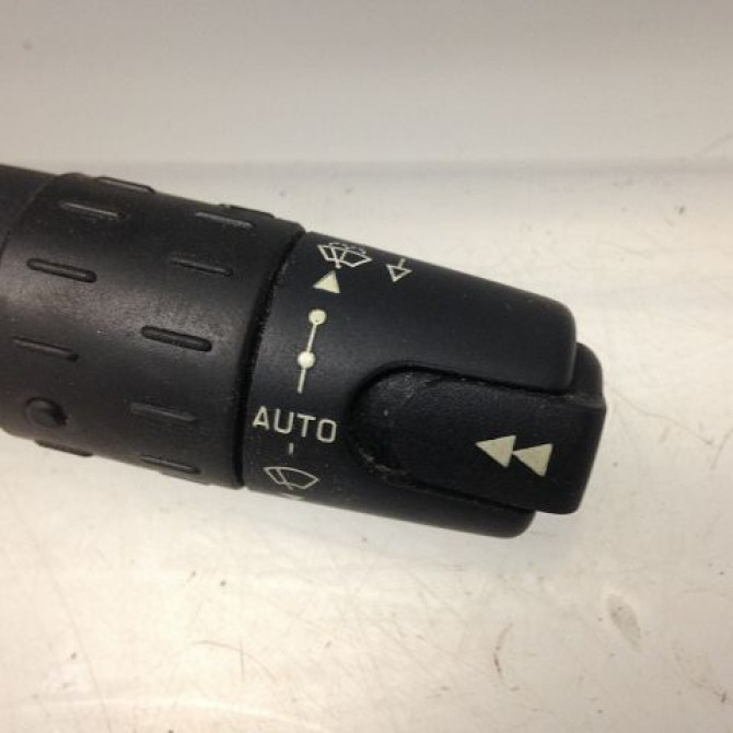 Commande essuie glace occasion PEUGEOT 607 Phase 1 11-1999->09-2004 2.2 HDI 6239A8 2