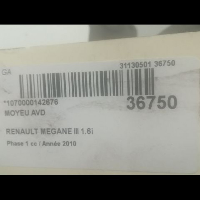 Moyeu avd occasion RENAULT MEGANE III Phase 1 11-2008->01-2012 1.6i 16v 110ch 402108022R 3