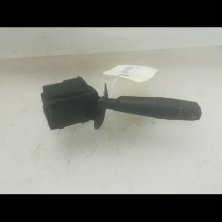 Commande essuie glace occasion PEUGEOT 607 Phase 1 11-1999->09-2004 3.0i V6 6239A8