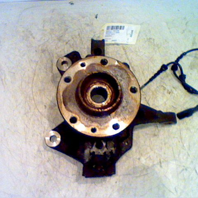 Moyeu avg occasion RENAULT MEGANE III Phase 1 11-2008->01-2012 402108022R 1