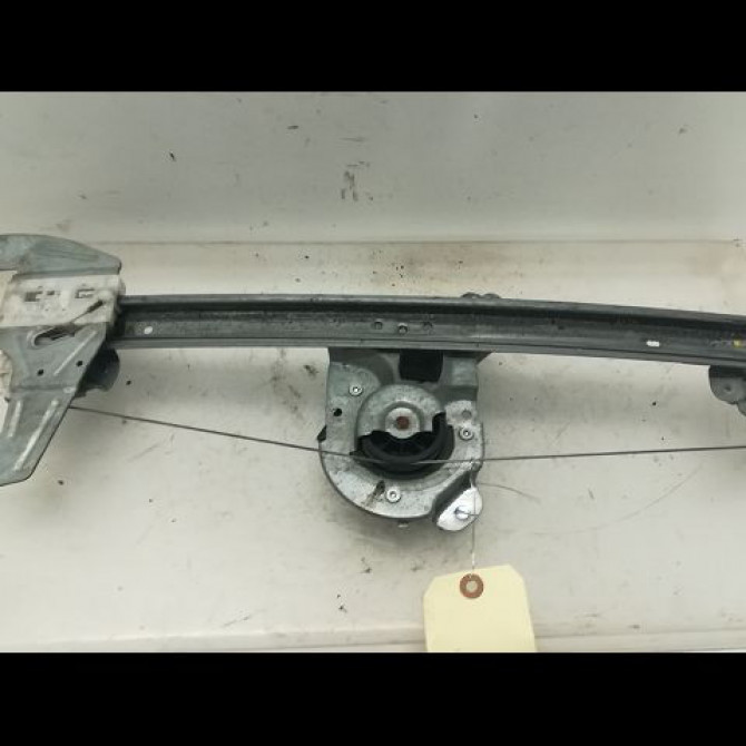 Mecanisme+moteur leve-glace avg occasion PEUGEOT 107 Phase 1 06-2005->12-2008 1.0i 12v 9221T8 1