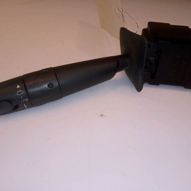 Commande essuie glace occasion PEUGEOT 406 Phase 2 04-1999->04-2004 1.8i 16v 112ch 6239A8 1
