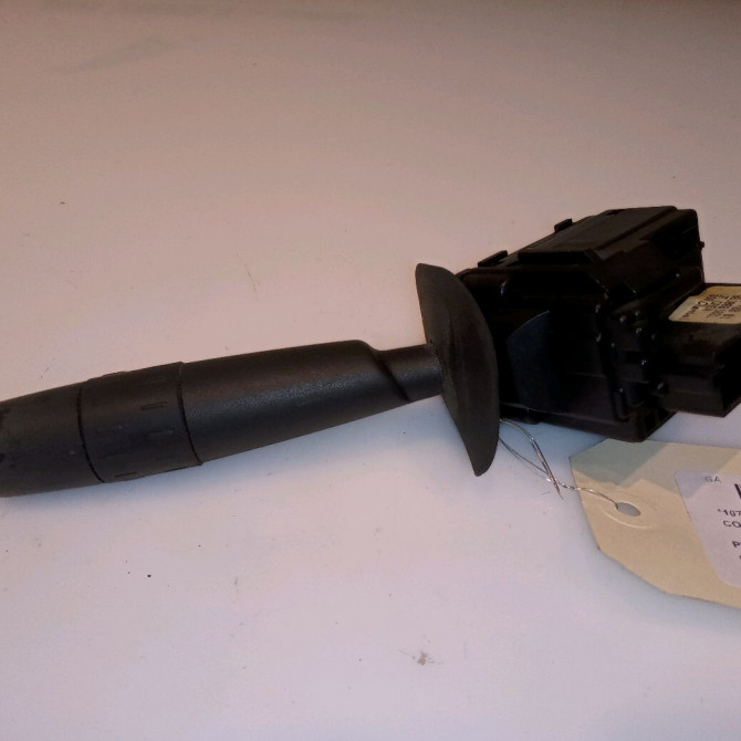 Commande essuie glace occasion PEUGEOT 406 Phase 2 04-1999->04-2004 1.8i 16v 112ch 6239A8 2