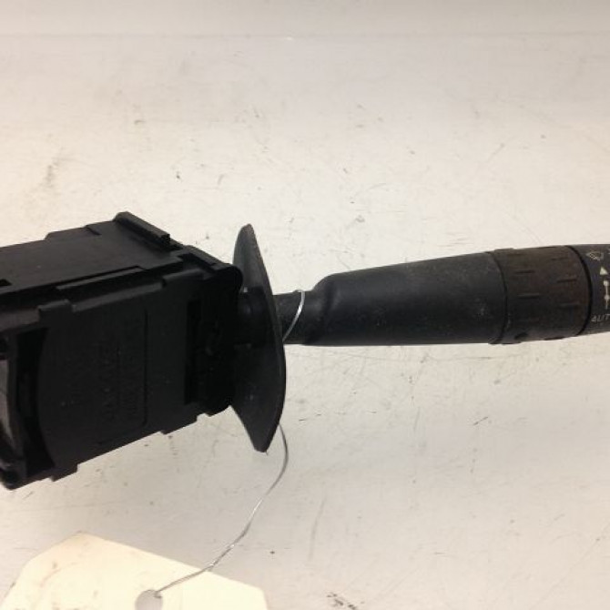 Commande essuie glace occasion PEUGEOT 607 Phase 1 11-1999->09-2004 2.2 HDI 6239A8 1