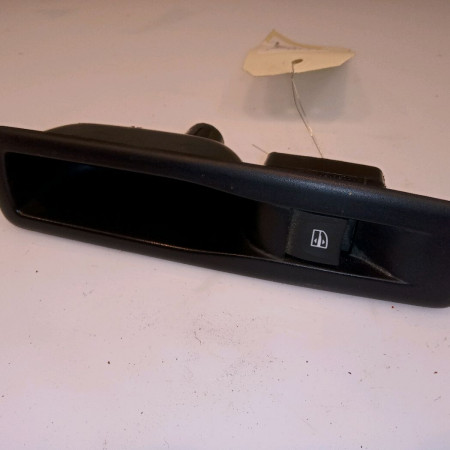 Commande leve-glace porte arrière gauche occasion RENAULT MEGANE III Phase 2 BREAK 01-2012->06-2014 1.6 DCI 130ch