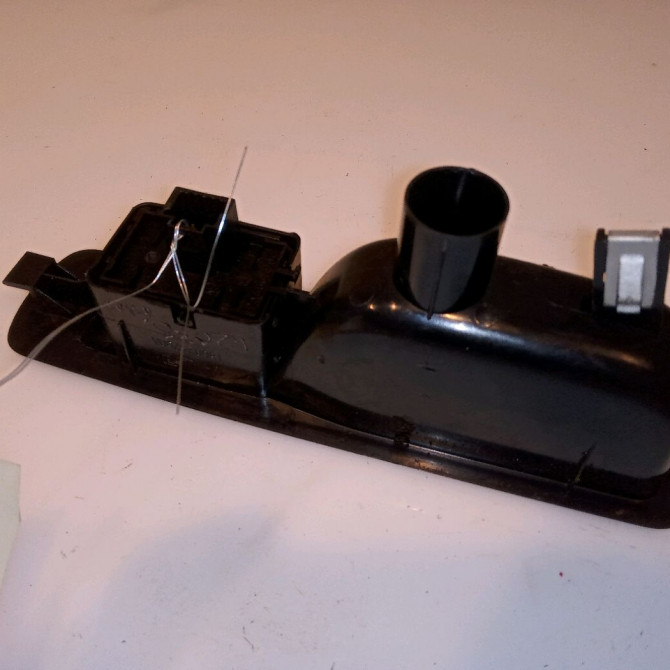 Commande leve-glace porte arrière gauche occasion RENAULT MEGANE III Phase 2 BREAK 01-2012->06-2014 1.6 DCI 130ch 2