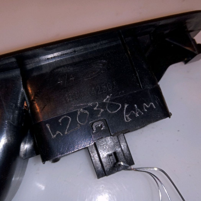 Commande leve-glace porte arrière gauche occasion RENAULT MEGANE III Phase 2 BREAK 01-2012->06-2014 1.6 DCI 130ch 3