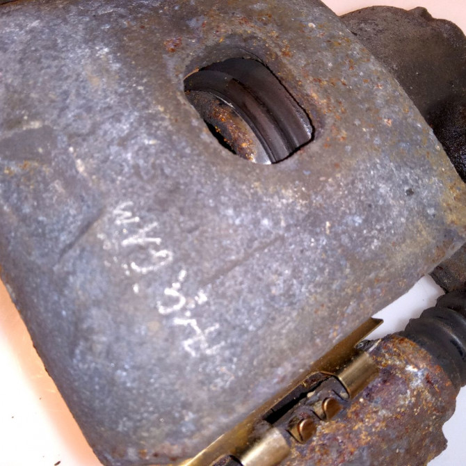 Etrier de frein avant gauche occasion NISSAN PIXO Phase 1 05-2009->... 1.0i 12v 68ch 410104A00B 3