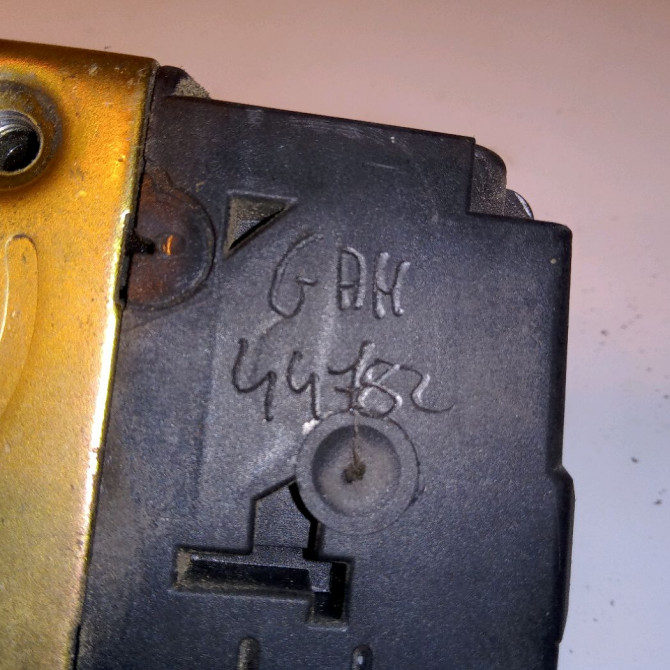 Serrure porte avd occasion PEUGEOT 206 Phase 1 09-1998->03-2009 1.4 HDI 70ch 9136J0 3