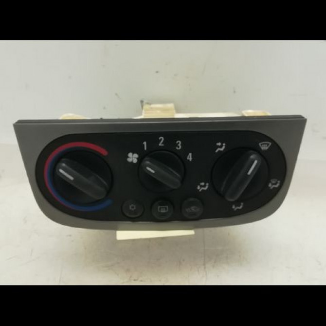 Commande de chauffage occasion OPEL CORSA III Phase 1 10-2000->08-2003 1.7 DI 16v 24407689 1
