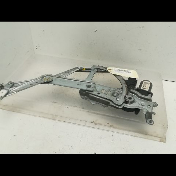 Mecanisme+moteur leve-glace avg occasion OPEL CORSA III Phase 1 10-2000->08-2003 1.7 DI 16v 9196410 3