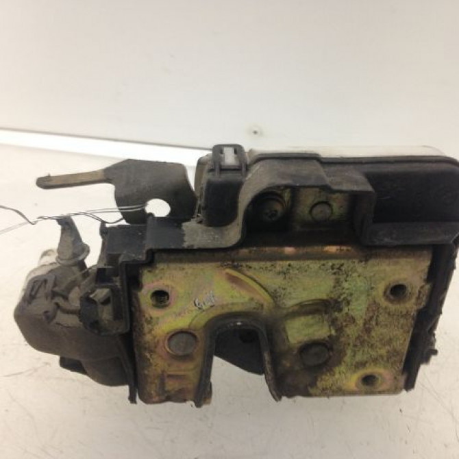 Serrure porte avd occasion VOLKSWAGEN GOLF III Phase 1 01-1992->12-1997 2
