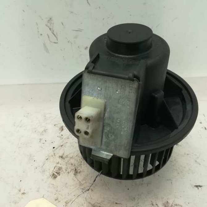 Ventilateur de chauffage occasion VOLKSWAGEN GOLF II Phase 1 01-1984->06-1992 1