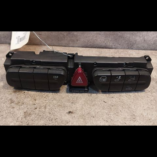Bouton de warning occasion MERCEDES CLASSE C II Phase 1 05-2000->03-2004 1