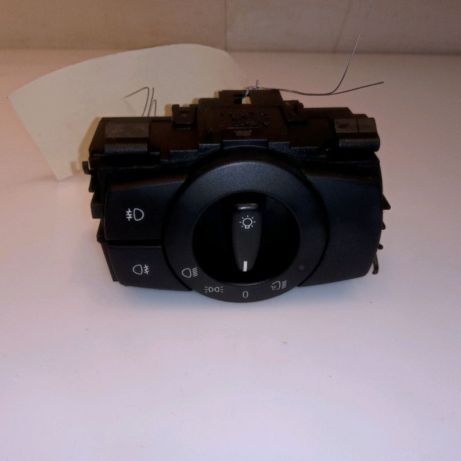 Interrupteur commande de phares occasion B.M.W. SERIE 1 I Phase 1 05-2004->12-2006 120d 1
