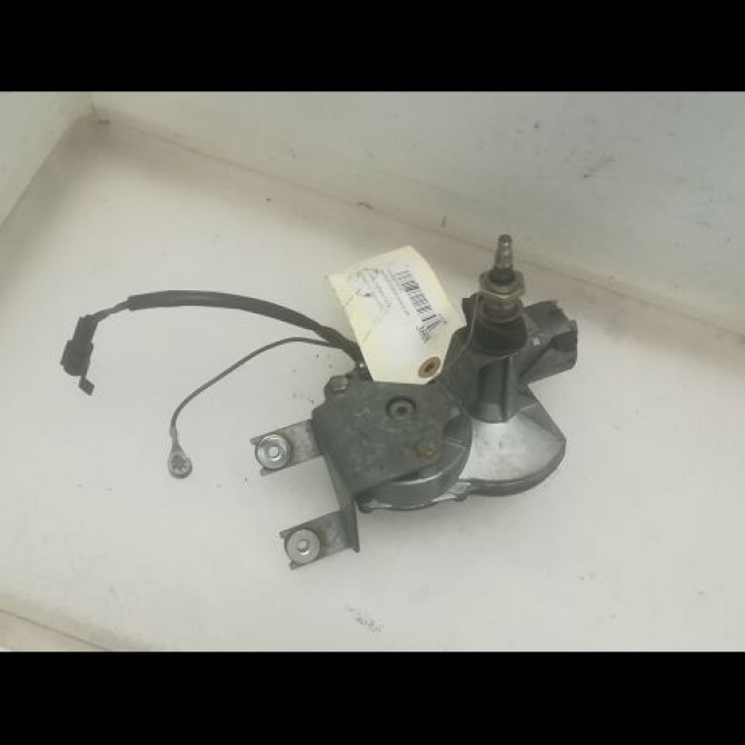 Moteur essuie-glace arrière occasion OPEL CORSA II Phase 1 03-1993->04-1997 1.5 TD 90386268 1