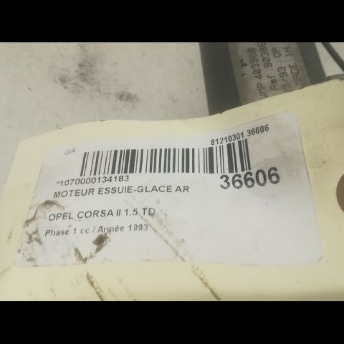 Moteur essuie-glace arrière occasion OPEL CORSA II Phase 1 03-1993->04-1997 1.5 TD 90386268 3