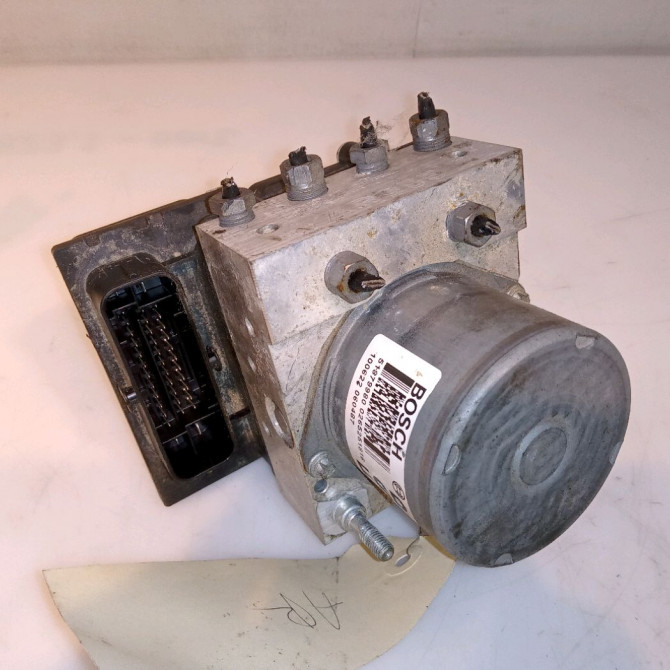 Unité hydraulique ABS occasion ALFA ROMEO MI.TO MI.TO Phase 1 2008-09-01->2016-12-31 1.3 JTDM 95ch 71749680 2