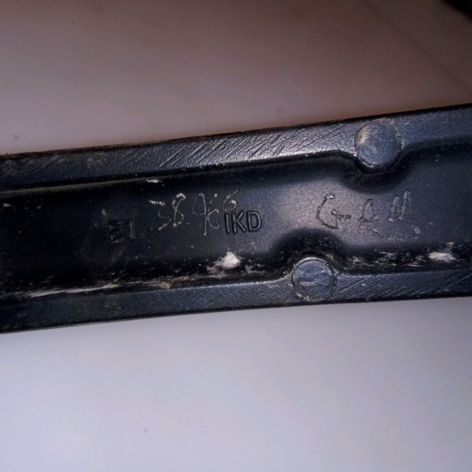 Bras essuie-glace avant droit occasion ALFA ROMEO MI.TO MI.TO Phase 1 2008-09-01->2016-12-31 1.3 JTDM 95ch 50521548 2