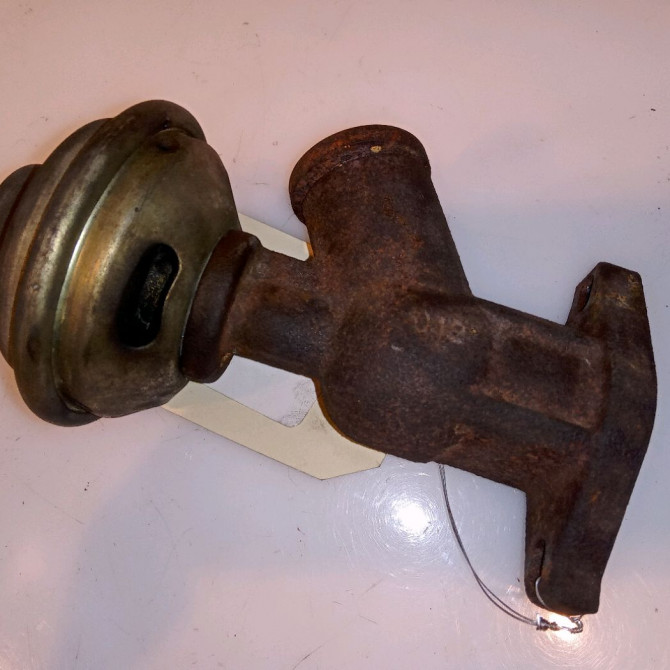 Vanne EGR occasion PEUGEOT 307 Phase 1 SW 03-2002->07-2004 2.0 HDi 110ch 2