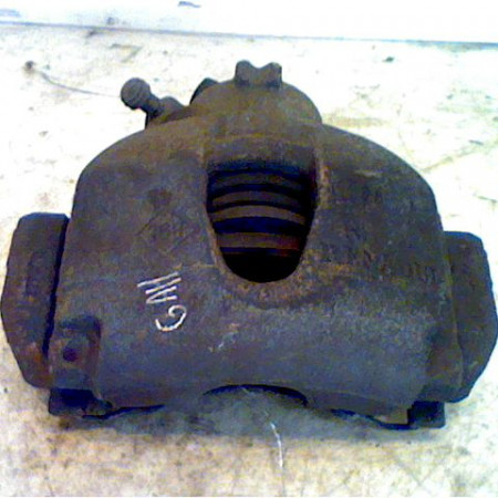 Etrier de frein avant droit occasion RENAULT MEGANE II Phase 1 09-2003->12-2005 7701065267