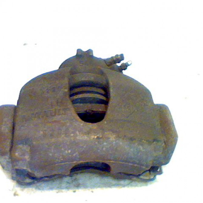 Etrier de frein avant gauche occasion RENAULT MEGANE II Phase 1 09-2003->12-2005 1.5 DCI 105ch 7701065266 1