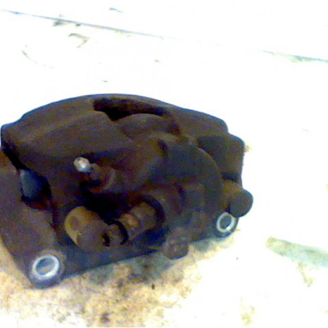 Etrier de frein avant gauche occasion RENAULT MEGANE II Phase 1 09-2003->12-2005 1.5 DCI 105ch 7701065266 2