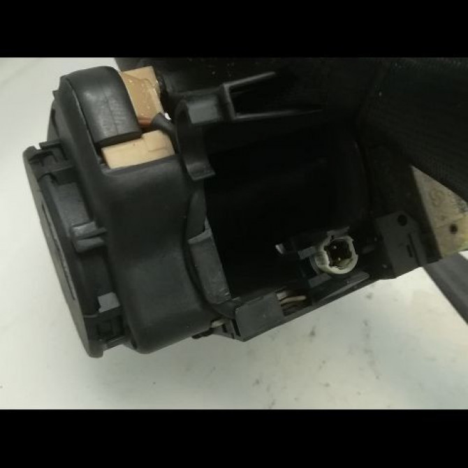 Ceinture arrière gauche occasion AUDI A3 I Phase 1 09-1996->10-2000 8L3857805V04 4