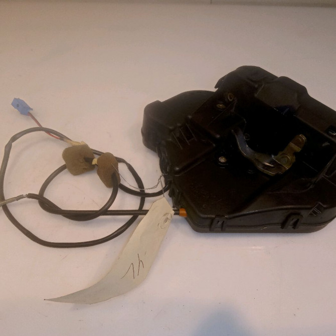 Serrure porte ard occasion MERCEDES CLASSE C II Phase 1 05-2000->03-2004 2