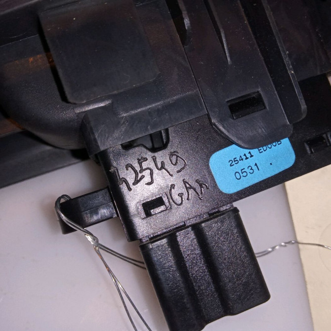 Commande leve-glace porte arrière gauche occasion NISSAN NOTE I phase 2 03-2009->02-2014 25411ED03A 3