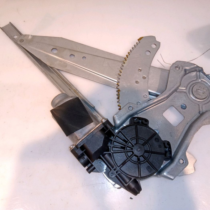Mecanisme+moteur leve-glace arg occasion NISSAN NOTE I phase 2 03-2009->02-2014 827019U00B 2