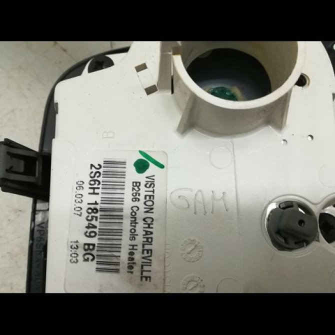 Commande de chauffage occasion FORD FIESTA V Phase 2 10-2005->10-2008 1.3i 4