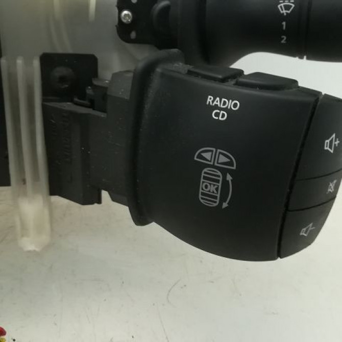 Bloc commodos occasion RENAULT MEGANE III Phase 1 11-2008->01-2012 255670016R 4