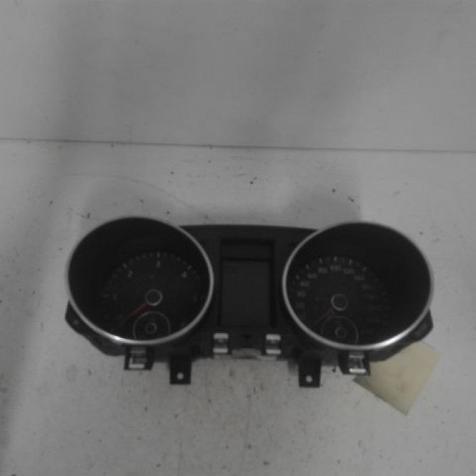 Compteur occasion VOLKSWAGEN GOLF VI Phase 1 10-2008->04-2013 1.6 TDI 105ch 5K0920870F 1